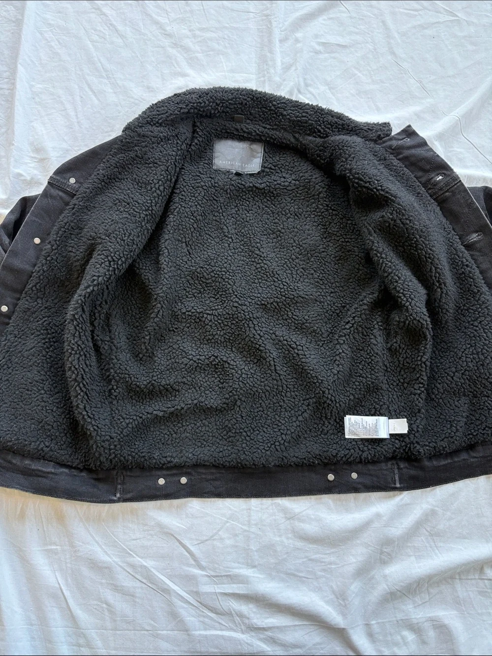 American Eagle Outfitters Black Sherpa-Lined Denim Jacket Women’s XS